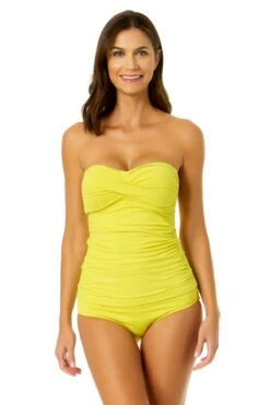 Women's Live In Color Twist Front Bandeaukini Swim Top(Womens Live In Color Twist Front Bandeaukini Swim Top 6)